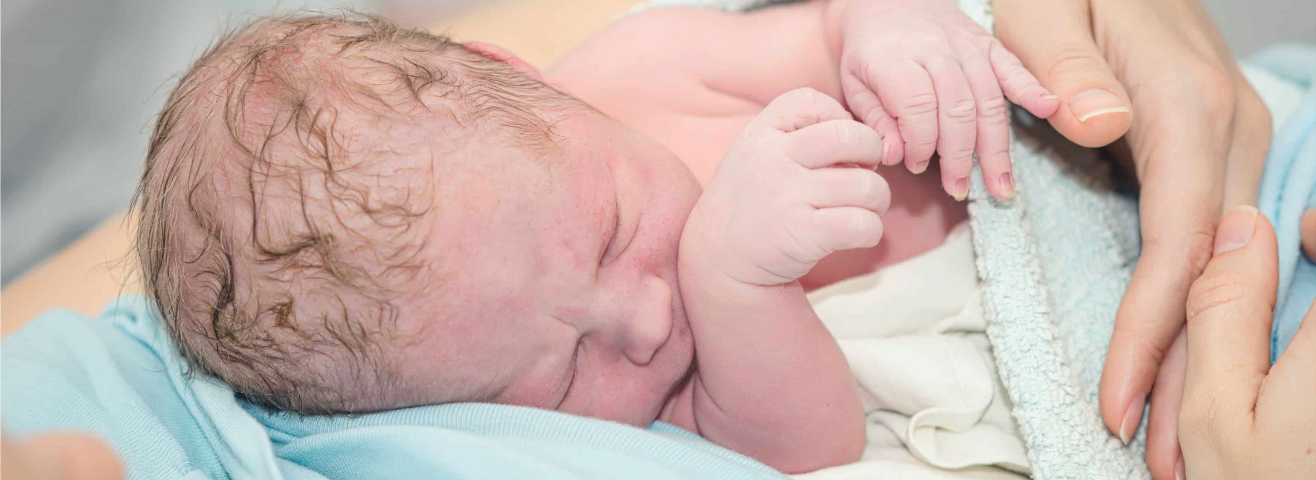 hat-on-newborn-1